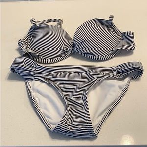 Bathing suits (junior sizes)